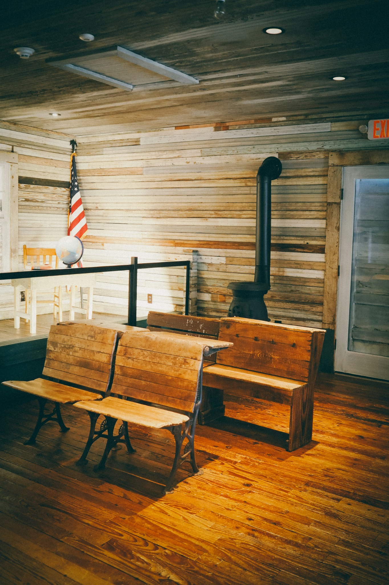 Farmhouse interior style